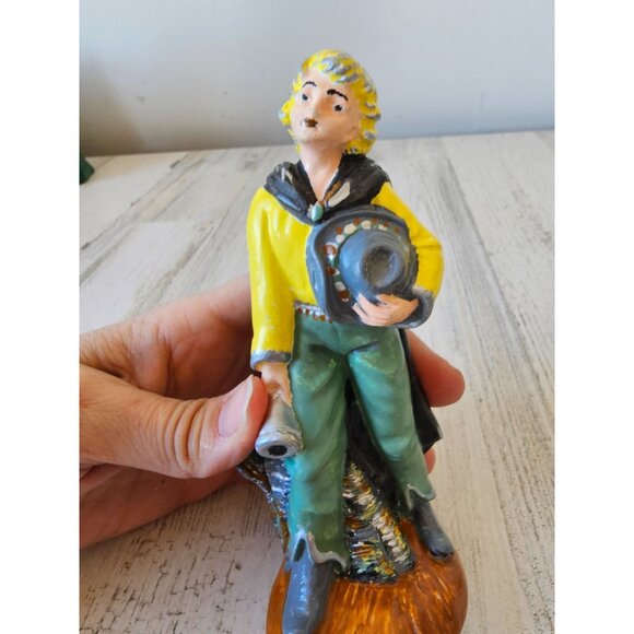 Vintage boy nativity messenger plaster large statue figurine Xmas decor - Picture 6 of 8